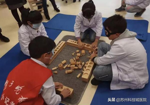 儿童康复治疗师课程,扬子小记者讲座视频