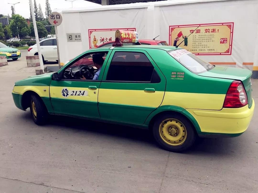 襄阳买二手车被坑事件 (买二手车被换零件案例)