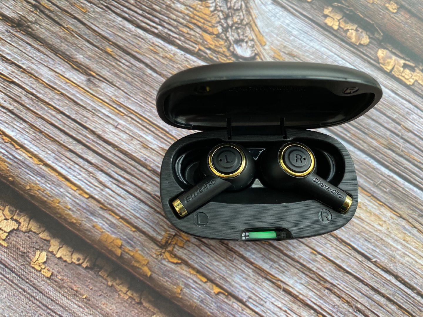 blue蓝牙耳机评测,高端无线蓝牙耳机推荐bose