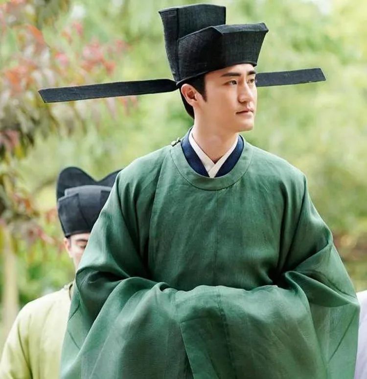 王安石独善其身还是兼济天下,王安石兼济天下独善其身