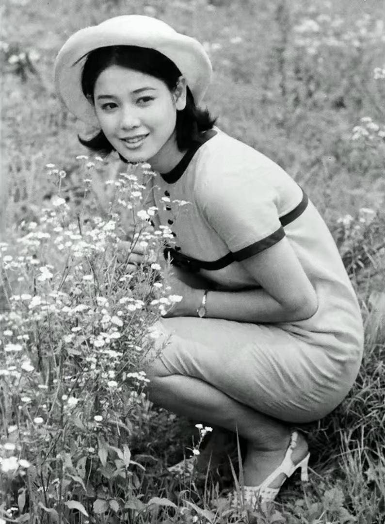 模玩机设:以弹之名守望地球地球的赤红巨人SHF赛文