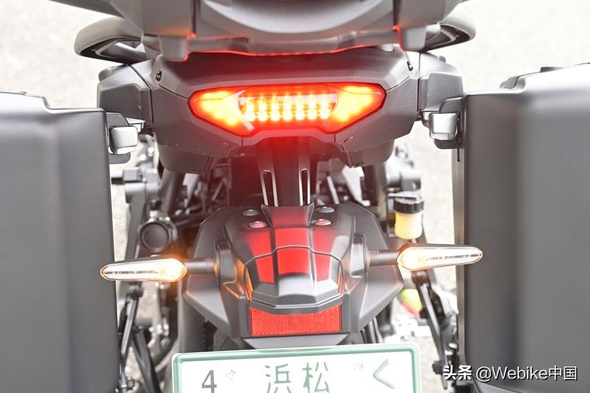 雅马哈摩托车tracer9gt试驾,雅马哈摩托车tracer9