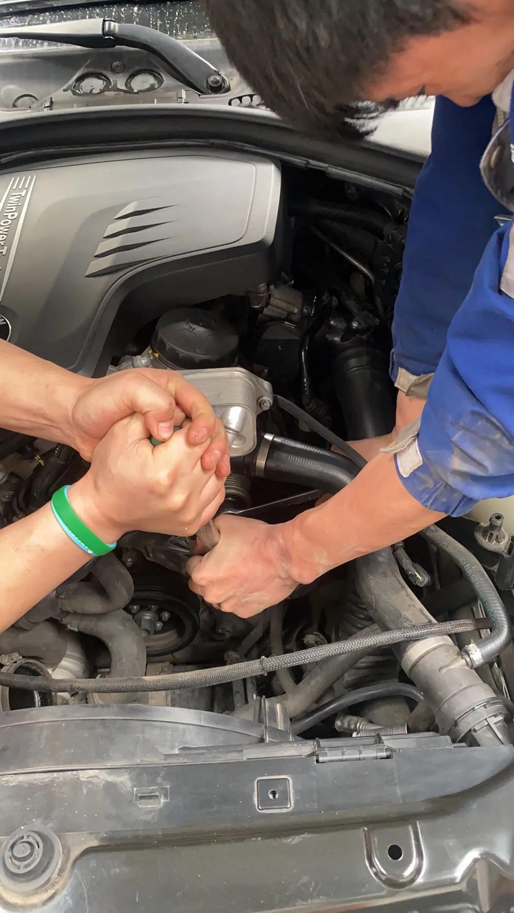 宝马3系f35更换膨胀阀,宝马3系f35发电机皮带安装图