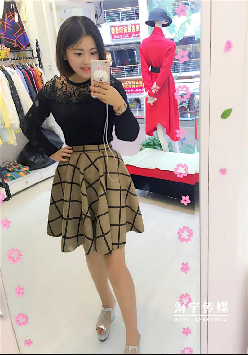 开了宝马卖凉皮,90后小伙创业卖凉皮