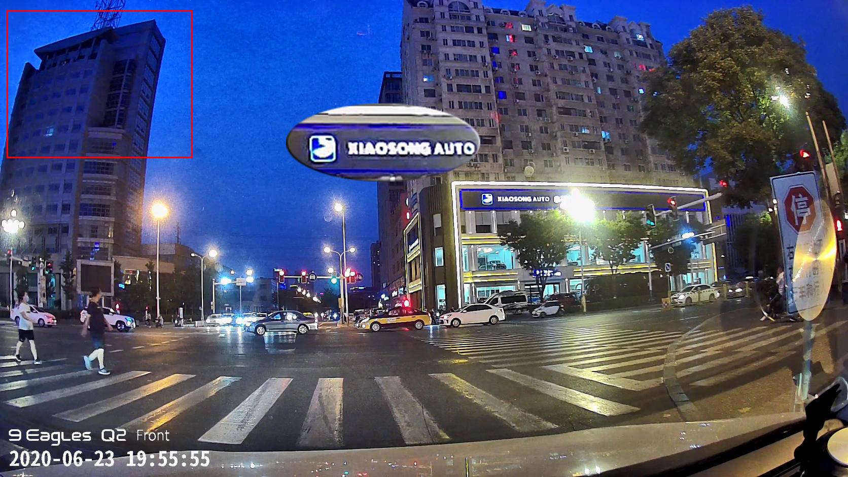 安装后视镜标准化操作,加装流媒体后视镜的安装操作方法