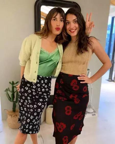 欧阳娜娜黄褐发色,2022年最流行显白的颜色