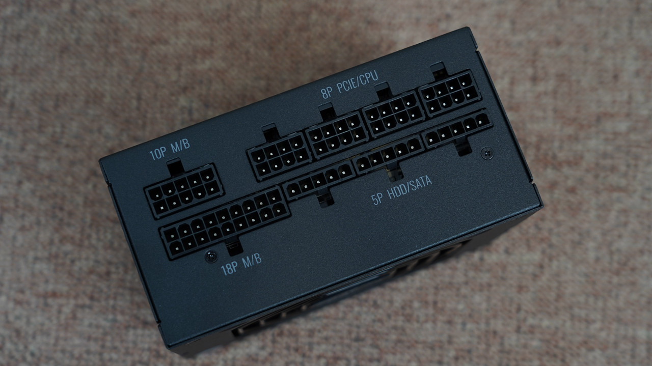 哪个机箱可以装3槽显卡,什么样的显卡适合装itx主机