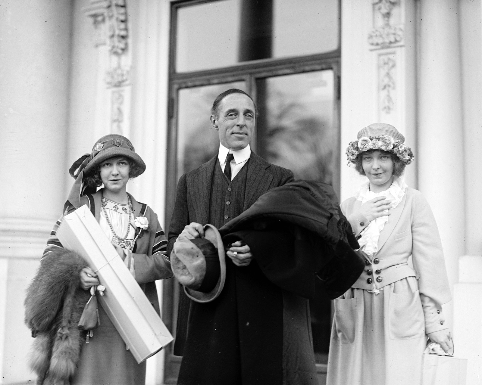 蒙太奇的经历,蒙太奇真实记忆