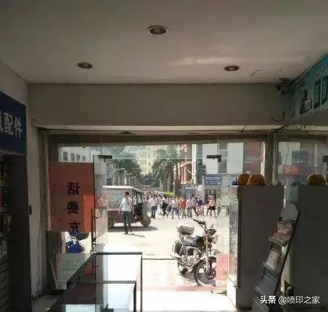 吸引眼球的广告图,什么样的门头最吸引眼球