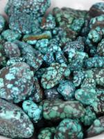 陕西绿松石比较湖北绿松石,云南绿松石与湖北绿松石