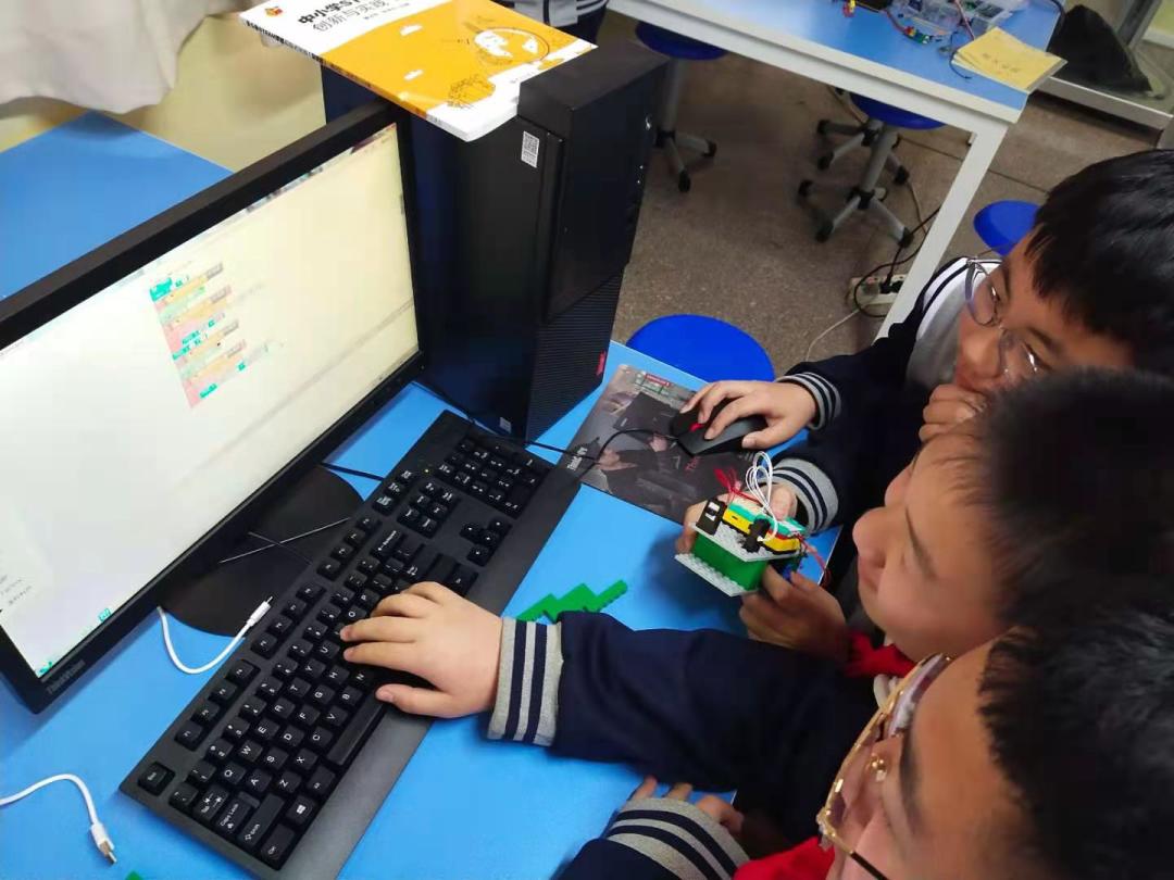 崂山八中2019级10班,崂山八中新生