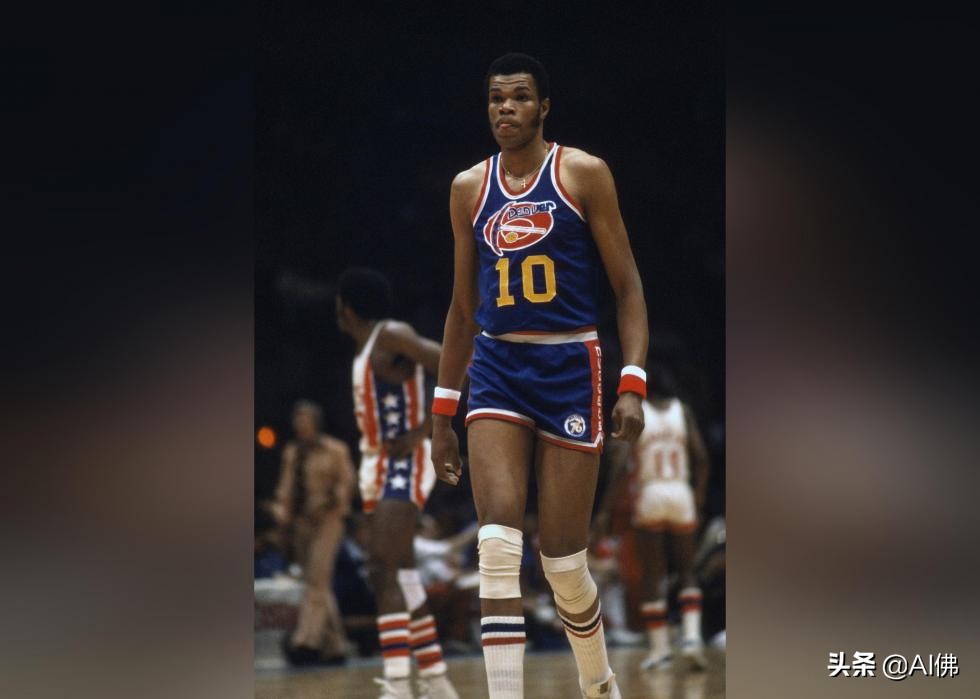 有nba标志的nba球衣,以前nba和现在nba哪个好看