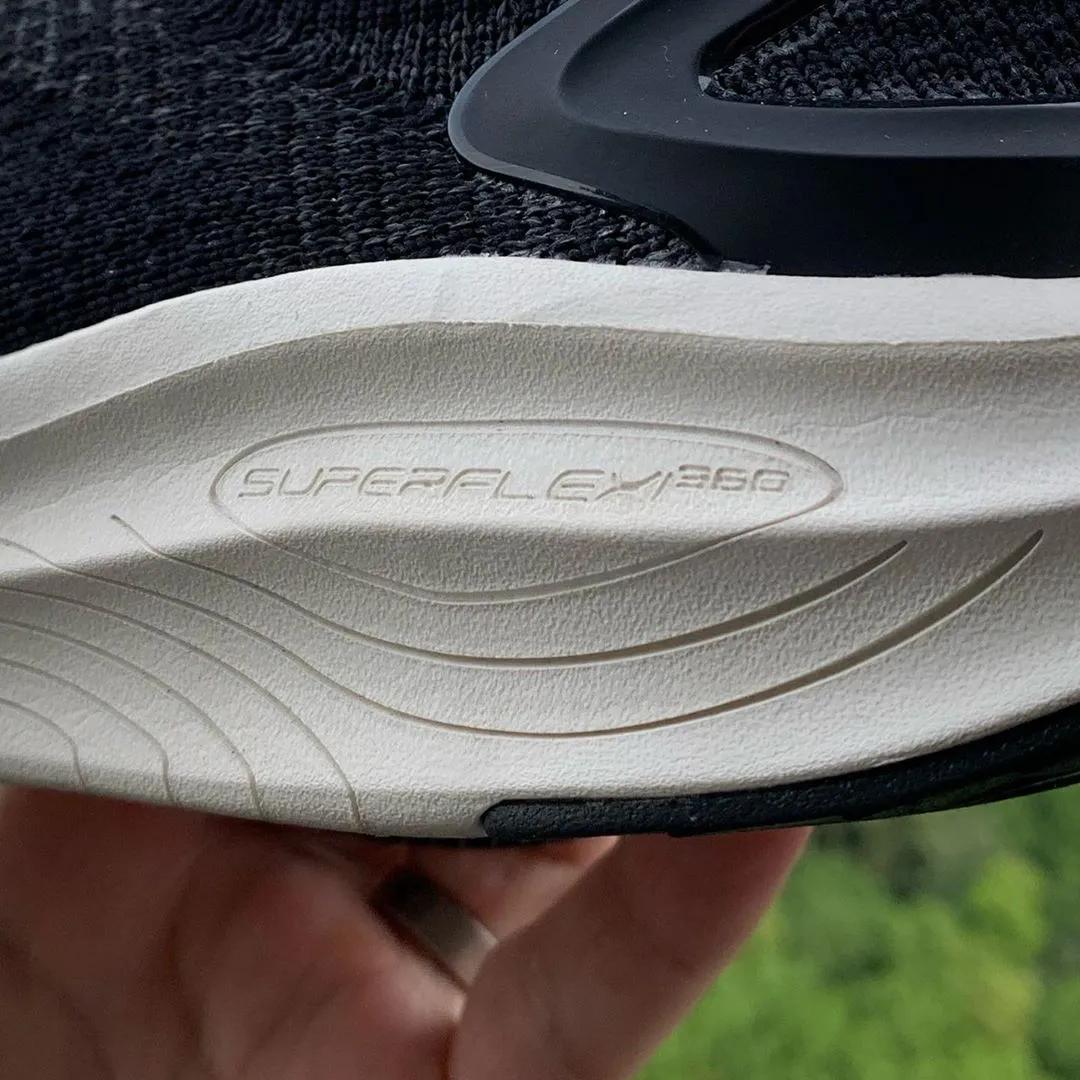 匹克态极569,匹克减震系列跑鞋569