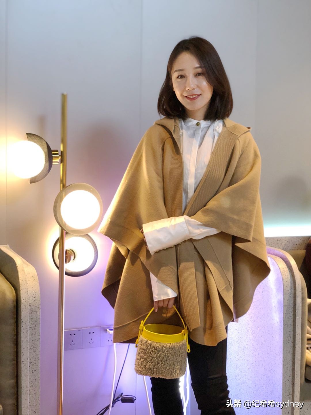 过年拜年包好多红包,拜年拎回来一只鸡一只鸭