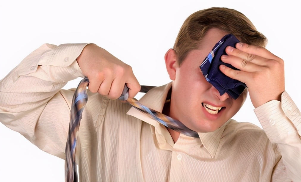 为什么有的人热但是汗出不来,为什么身体不热却一直出汗