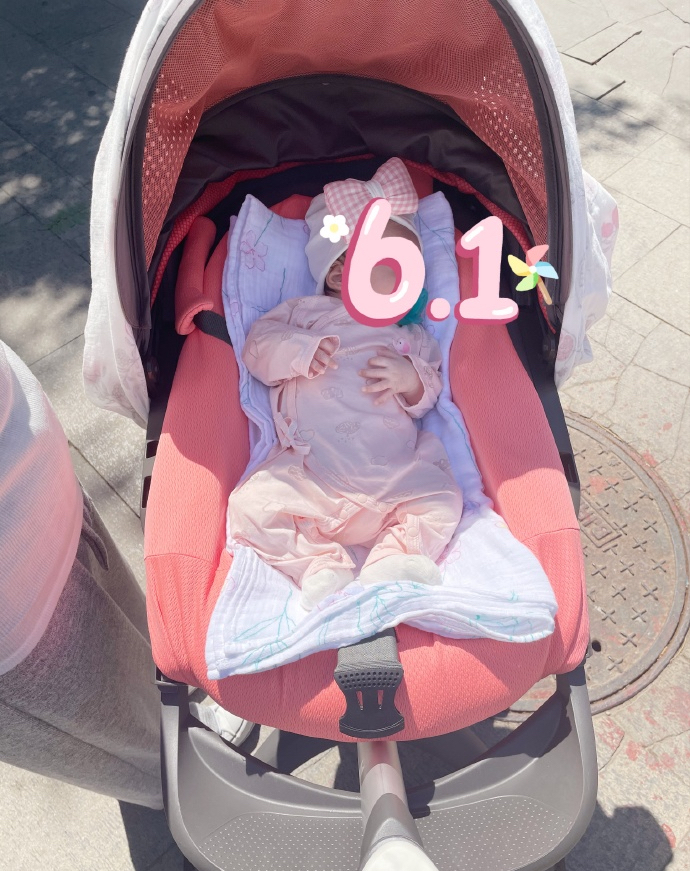 唐嫣晒女儿萌照罗晋评论,罗晋唐嫣互晒童年照