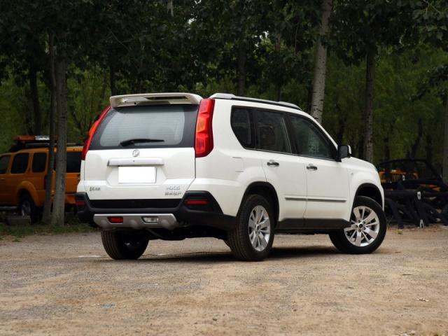 东风风度mx62.0四驱越野视频,东风风度mx6的口碑最新款