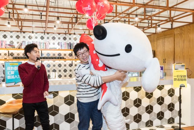 入驻氪空间欧气加持，一整车豪“鲤”花落朝阳门