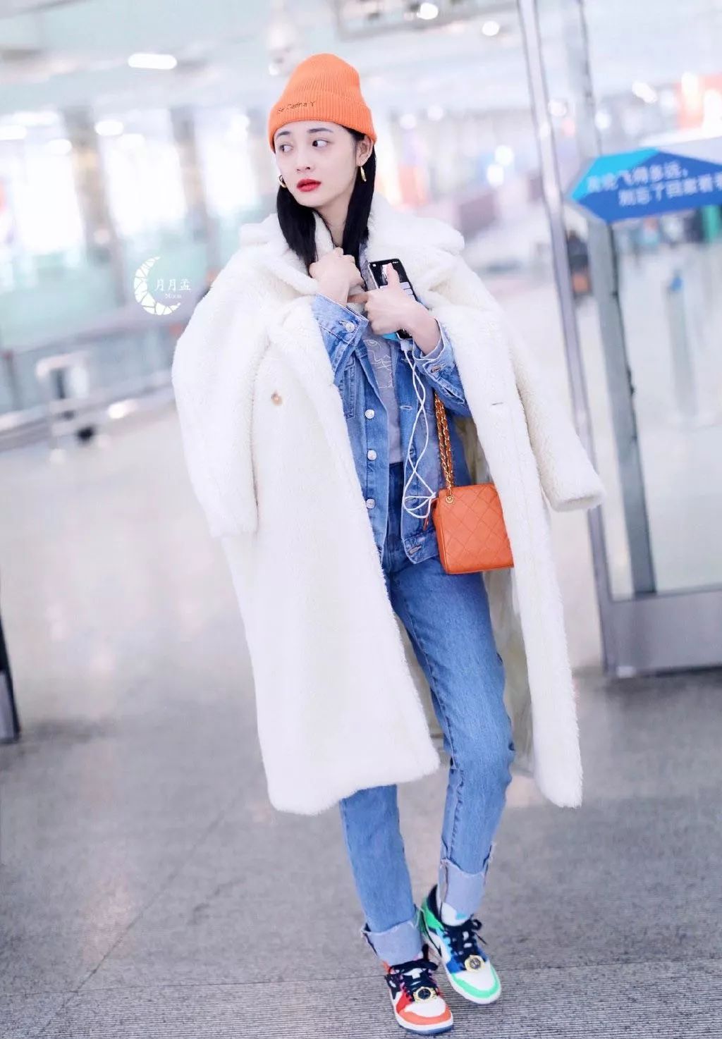 周洁琼代言的运动鞋子,周洁琼鞋