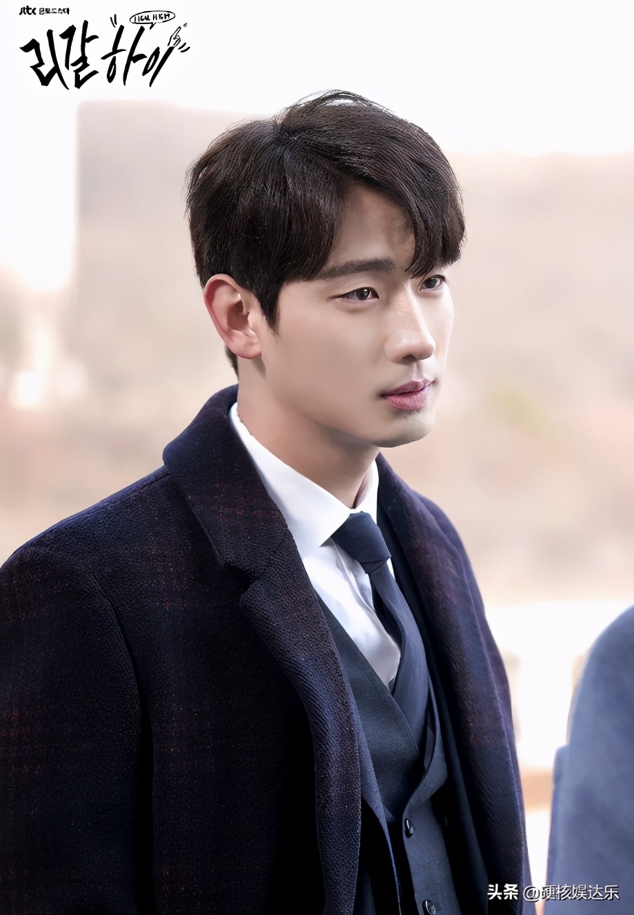 看五分钟就会迷上的电视剧,看五分钟就上瘾的小说