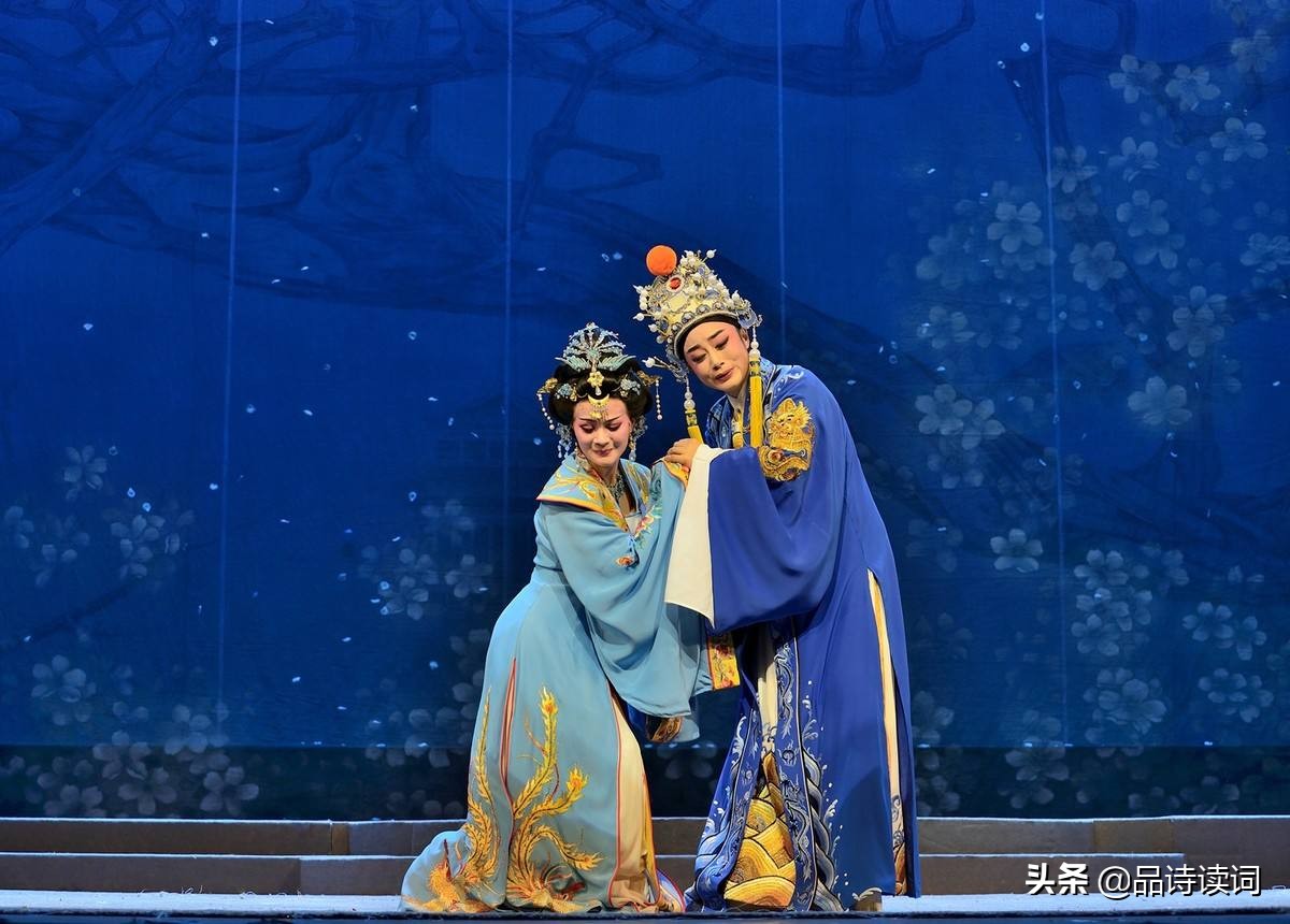 李白拍唐玄宗马屁的诗,李白被人嘲笑写下一首霸气诗