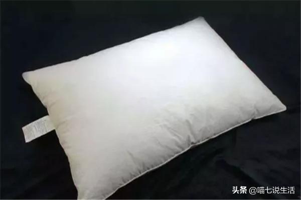 旧羽绒服怎么处理最合算,旧的羽绒服如何再利用起来