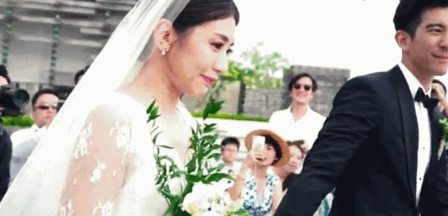 明星怀孕孕肚变化,哪个明星怀孕还有马甲线