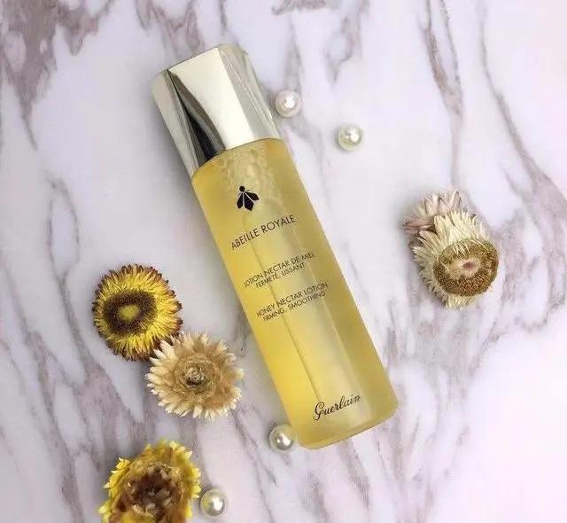 比较好用的爽肤水和精华乳,有什么又好用又平价的爽肤水