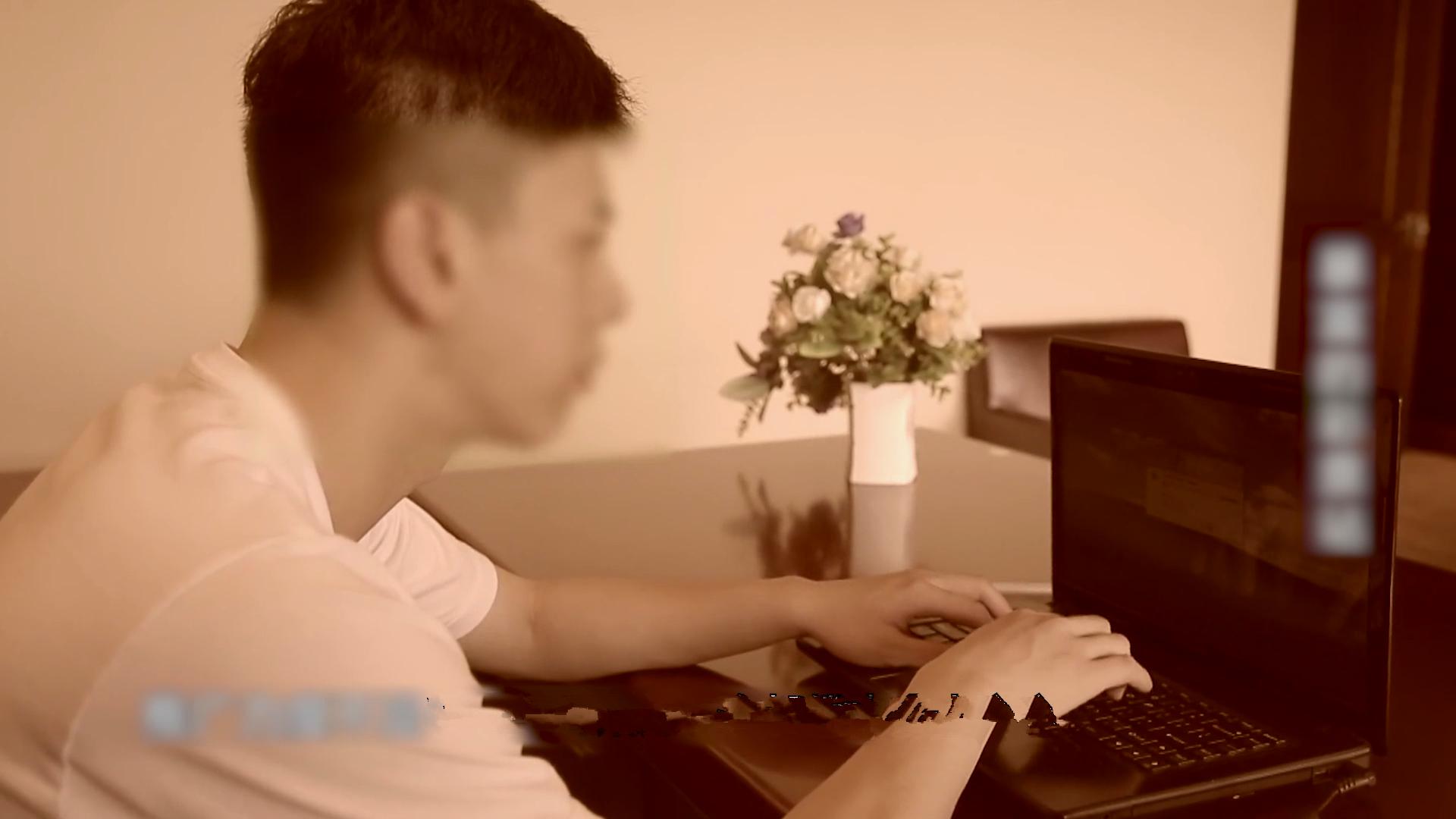 农村小伙靠彩票年入20亿,小伙卖彩票一年挣80多亿