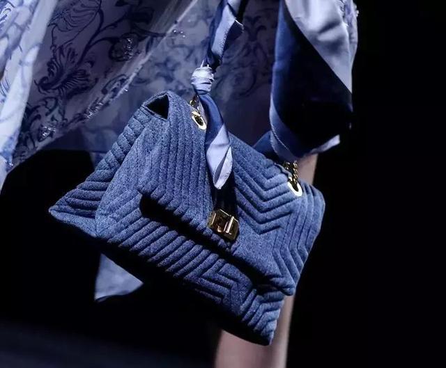 ep雅莹女神节,ep雅莹小西装