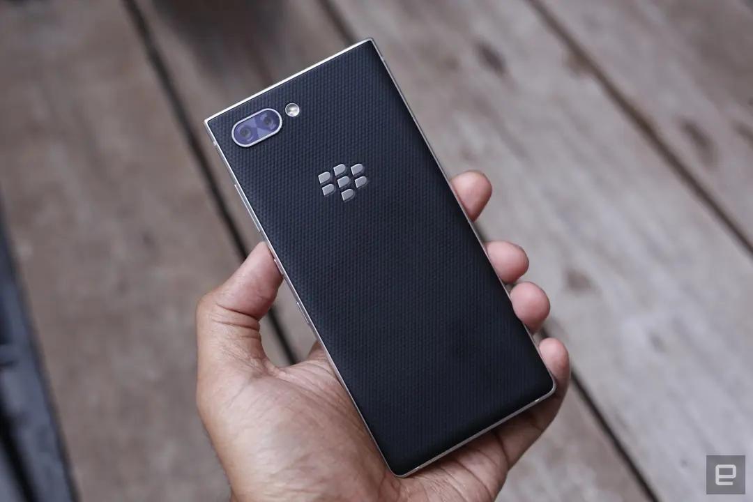 曾经的旗舰选手,现在两三百就能入手!等等*党**赢了