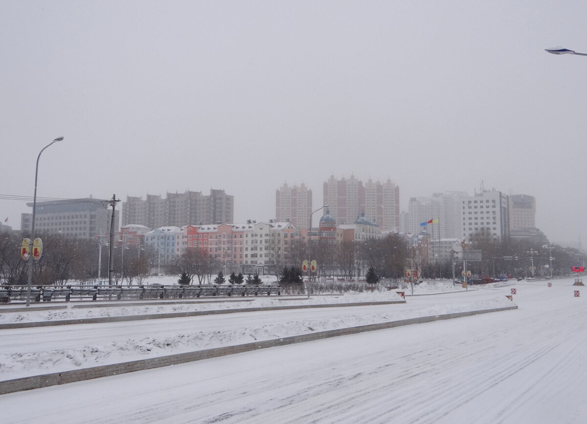 中俄边境城市黑河怎么样,海兰泡和黑河哪个发达