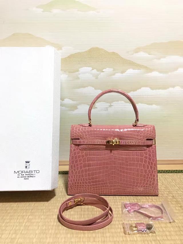 鳄鱼皮包包知识,鳄鱼怎么挑选