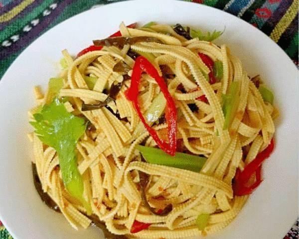 酸辣爽口凉拌菜汁的做法大全集,夏天凉拌菜爽口小凉菜适合孩子