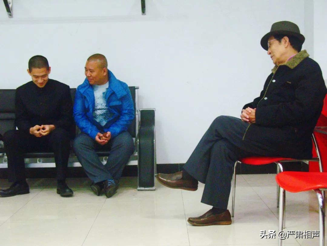 拳头、围墙、慈善宴|十年前,改变中国相声格局的那个午后