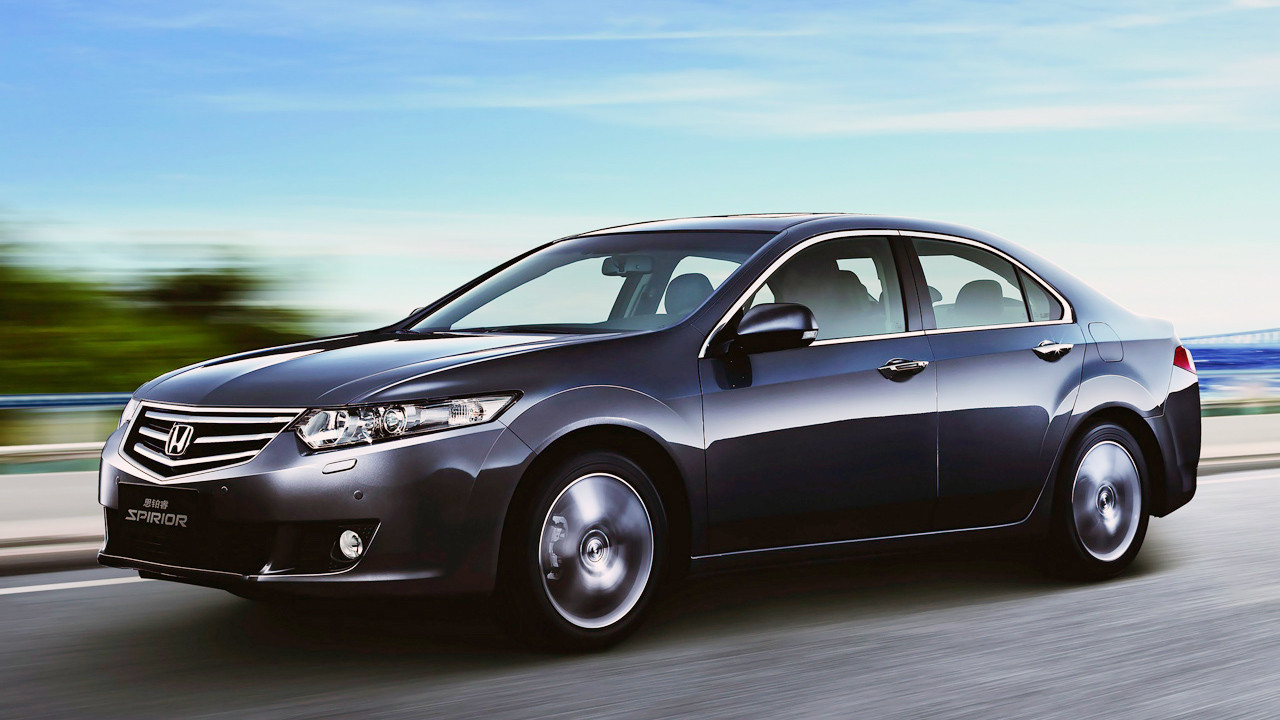 11年款的日系车商务车,11款丰田日系车