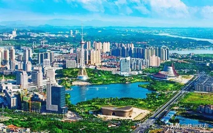 两位85后小伙长沙创业,如何做一位电商设计师