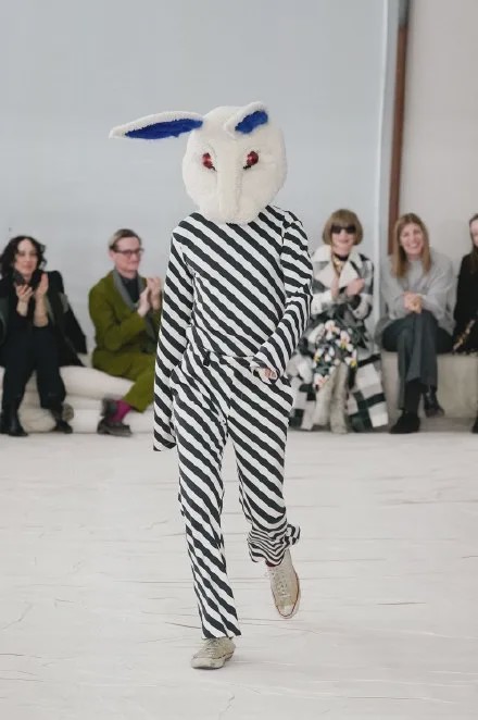 时装周卖衣服,米兰时装周爆火