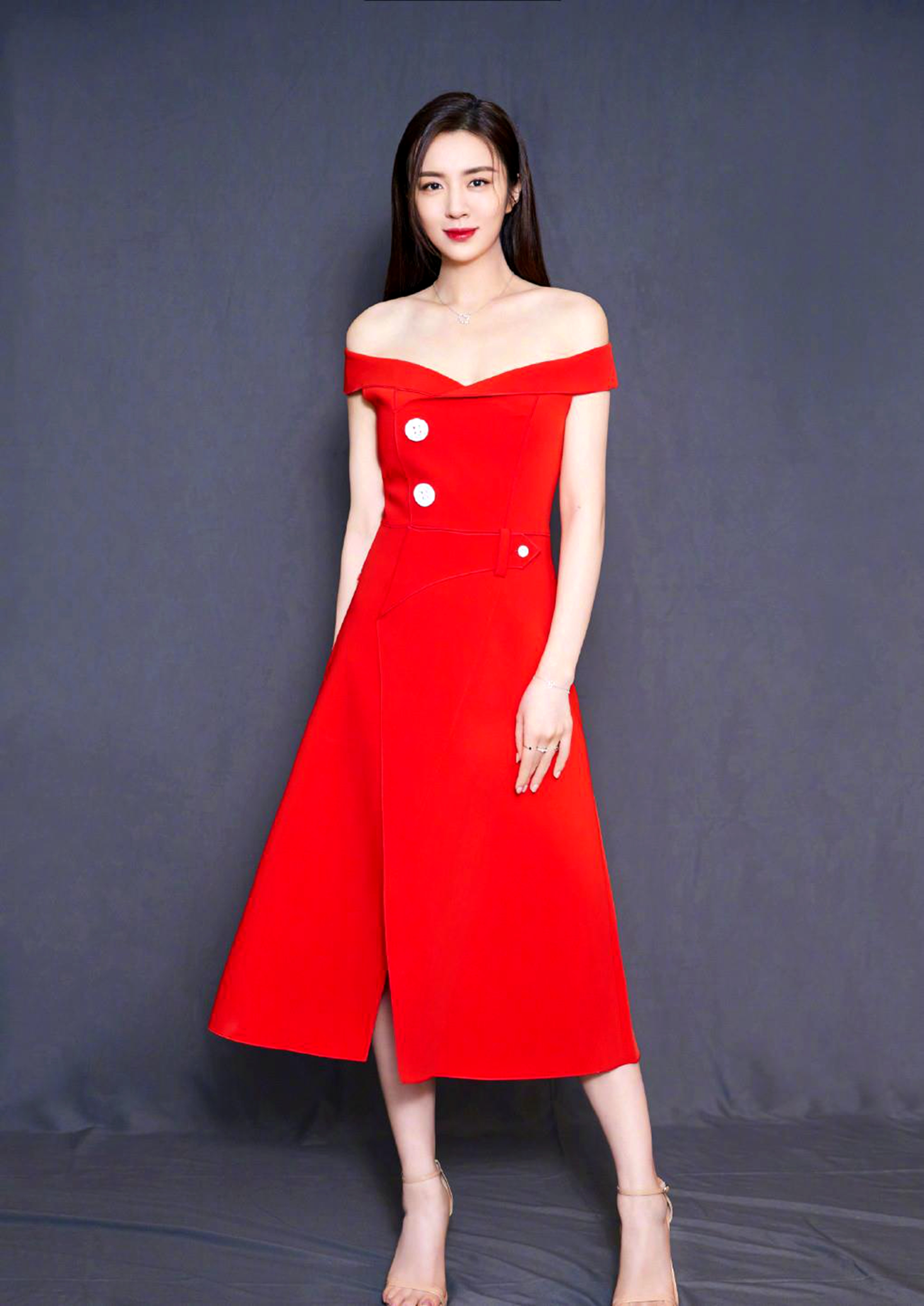 王晓晨绝世而独立,王晓晨是多少男人心中的女神