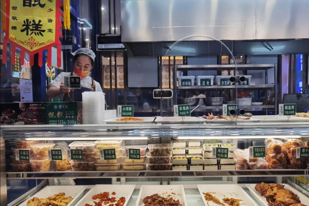 又一餐企开面馆,80平月营收60万!面+外带档口成掘金新模式?