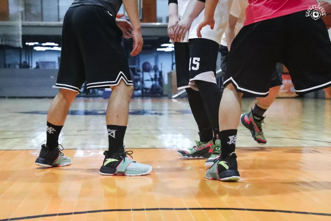 无论是打球还是穿鞋,你都「要疯」一点|KVSN众测