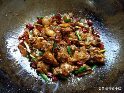 半只鸭子怎么做三菜一汤,鸭子炖什么菜好吃又营养