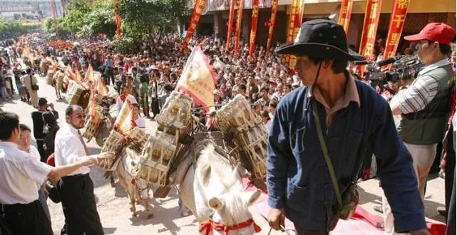 存量40万吨，市值上千亿！无奈之下的莞仓专业化之路