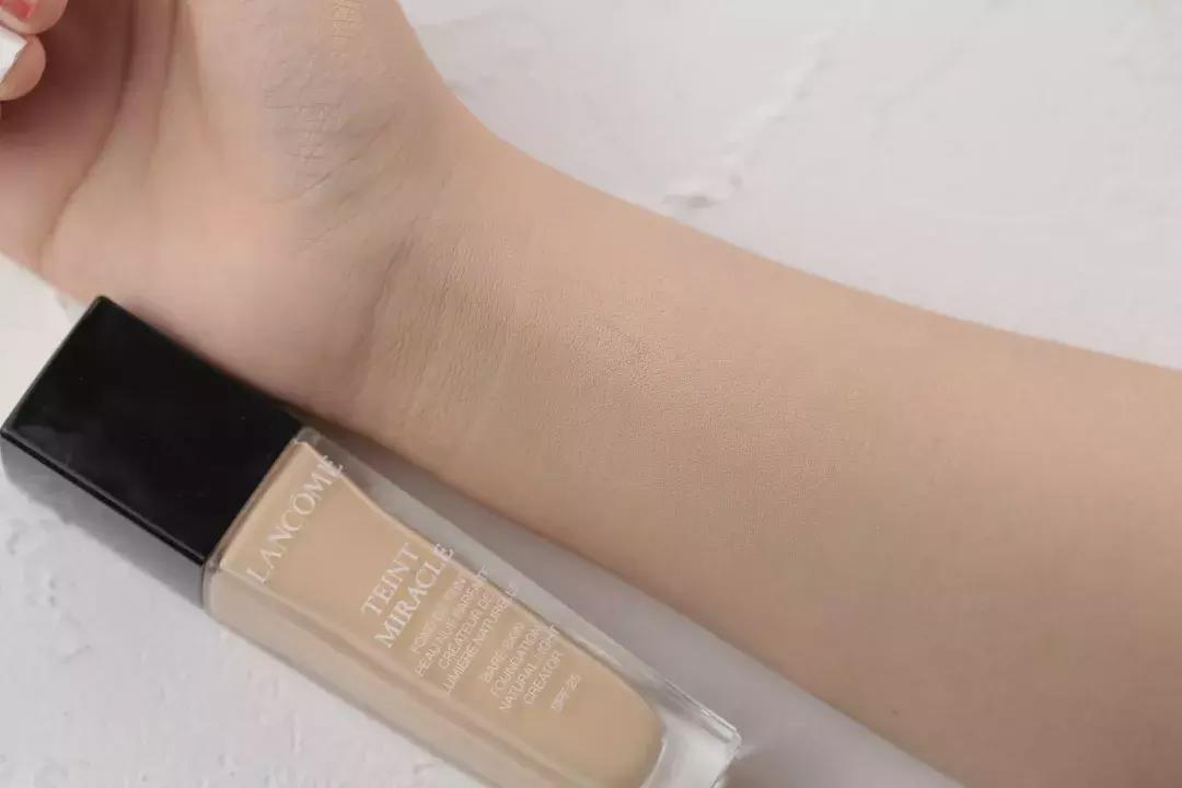 推荐8款适合干皮的粉底液,迪奥最贵粉底液