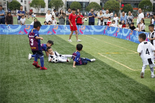 全国足球特色幼儿园活动指南,足球特色幼儿园有哪些活动