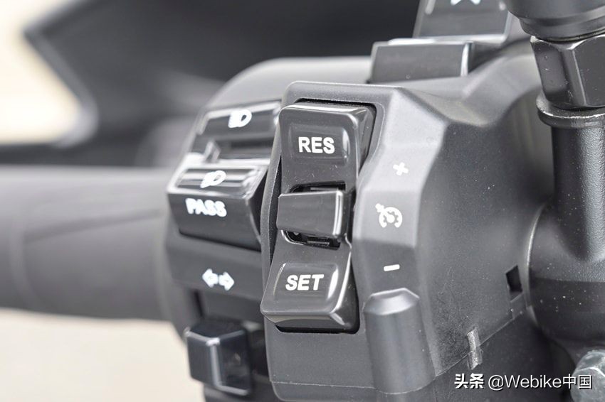 闆呴┈鍝坱racer9鍥藉唴鍞环,闆呴┈鍝坱racer9gt璇勬祴