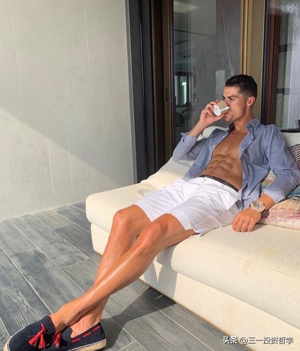 c罗的自律已达到让人恐怖的程度,c罗痛哭最多黄牌