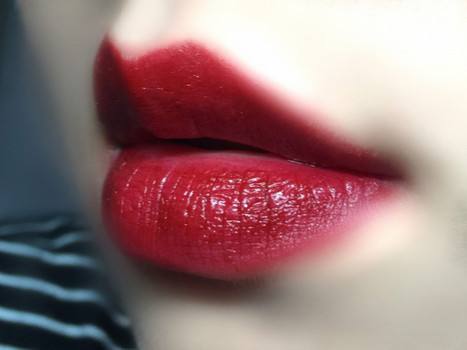 红色和橘色哪个耐脏,红色和橘色口红