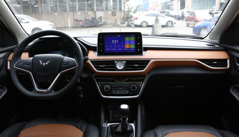 5万五菱宏光s3,1.5t五菱宏光s3的优缺点