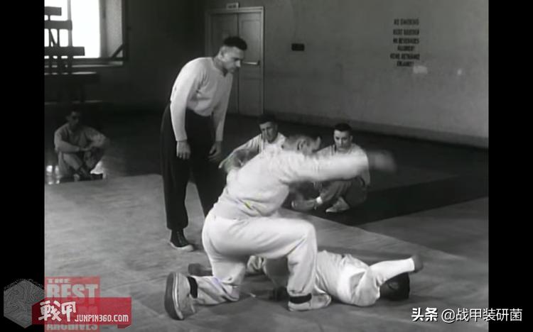 鎴樼敳杞伴福,鎴樼敳鎴樻枟鐗囨